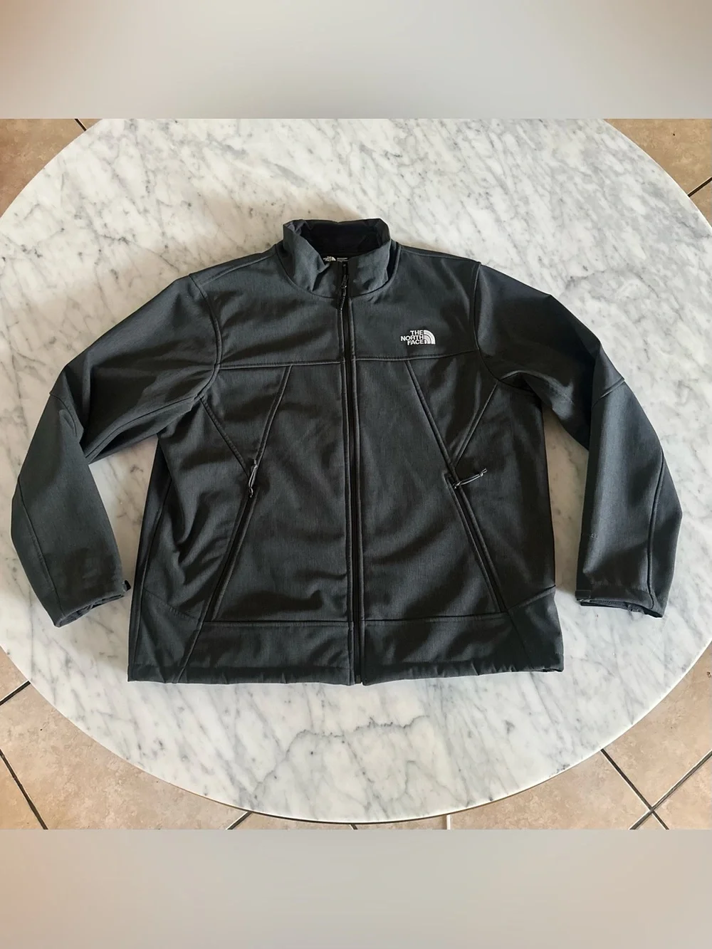 The North Face Men’s Full-Zip Softshell Fleece-Lined Jacket